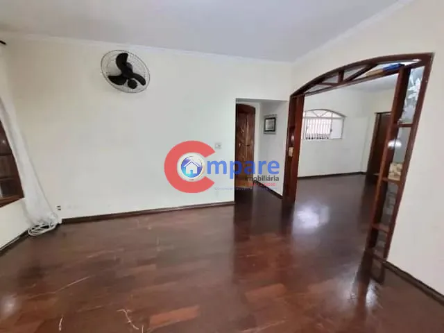 Sobrado com 250m² 3 quartos e 4 banheiros, à venda, no bairro Jardim Santa Mena em Guarulhos