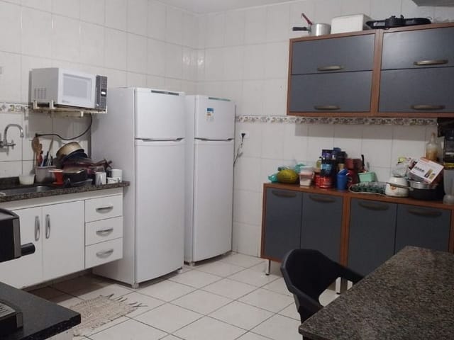 Sobrado com 230m² 20 quartos e 6 banheiros, à venda, no bairro Vila Gomes em São Paulo