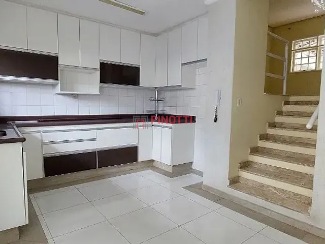 Sobrado 3 quartos e 3 banheiros, à venda, no bairro Vila Euro em São Bernardo do Campo