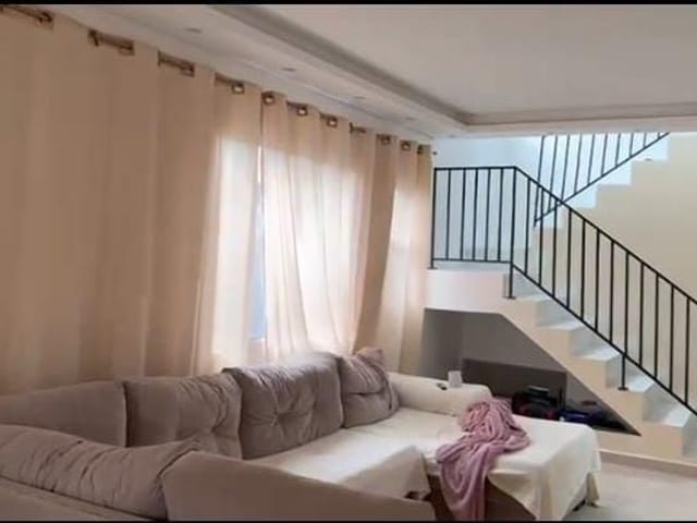 Sobrado com 136m² 2 quartos e 1 banheiro, à venda, no bairro Lageadinho em Cotia