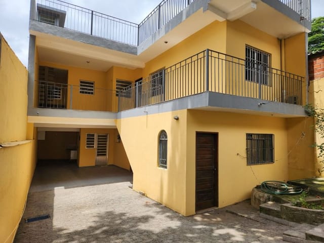Sobrado com 165m² 3 quartos e 2 banheiros, à venda, no bairro Jardim Boa Vista (Zona Oeste) em São Paulo