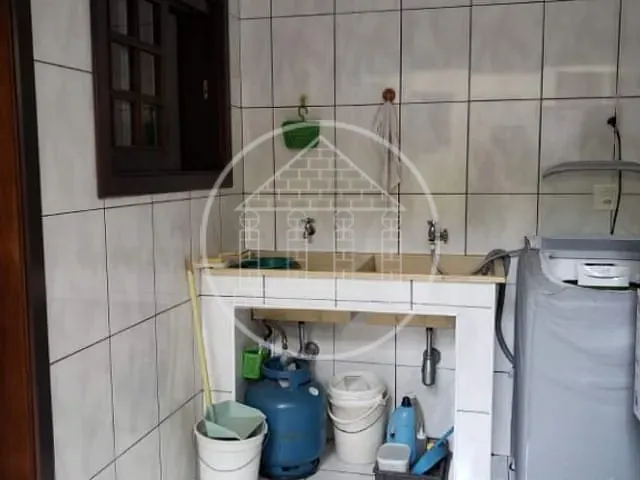 Sobrado com 160m² 4 quartos e 2 banheiros, à venda, no bairro Parque Colonial em São Paulo