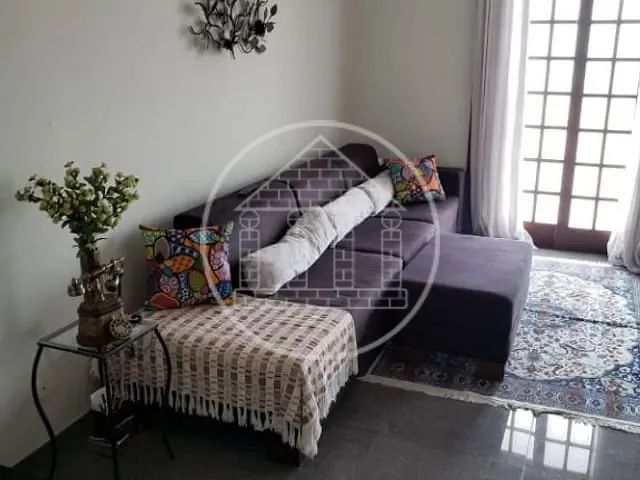 Sobrado com 160m² 4 quartos e 2 banheiros, à venda, no bairro Parque Colonial em São Paulo