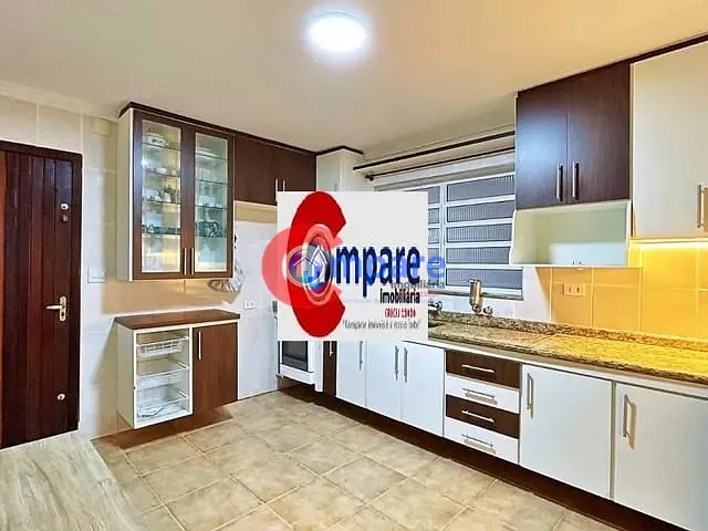 Sobrado com 129m² 2 quartos e 3 banheiros, à venda, no bairro Vila Galvão em Guarulhos