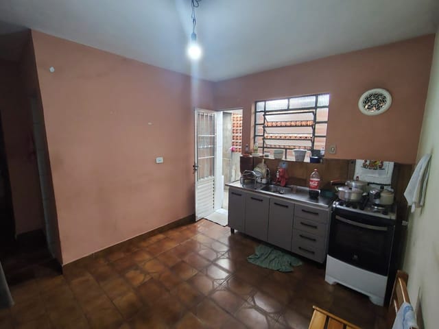 Sobrado com 171m² 3 quartos e 2 banheiros, à venda, no bairro Vila Dirce em Carapicuíba