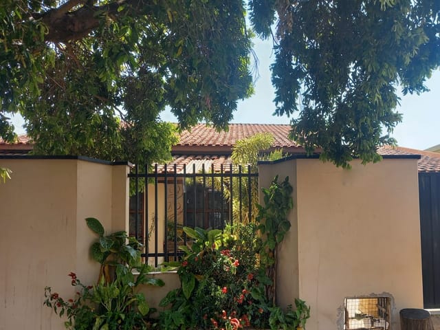 Sobrado com 313m² 4 quartos e 2 banheiros, à venda, no bairro Recanto das Rosas em Cerquilho