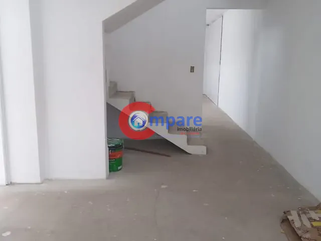 Sobrado com 198m² 3 quartos e 1 banheiro, à venda, no bairro Jardim Dourado em Guarulhos