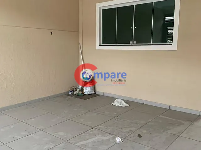 Sobrado 3 quartos e 2 banheiros, à venda, no bairro Gopoúva em Guarulhos