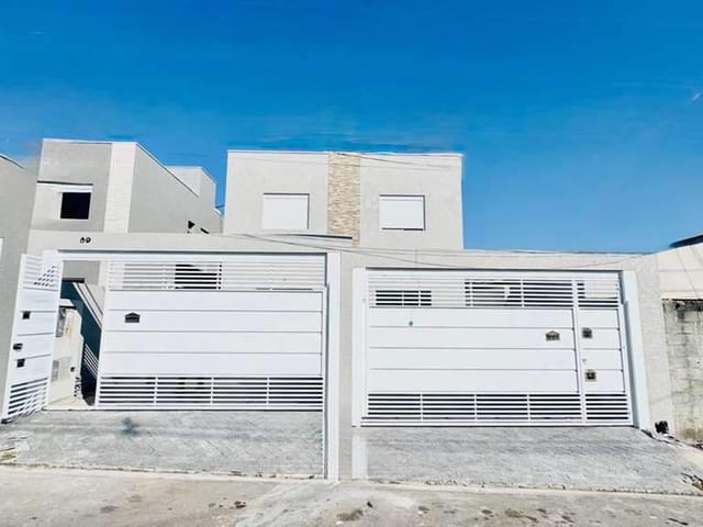 Sobrado com 148m² 3 quartos e 2 banheiros, à venda, no bairro Parque São George em Cotia