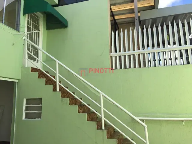 Sobrado 4 quartos e 2 banheiros, à venda ou para alugar, no bairro Vila Mussoline em São Bernardo do Campo