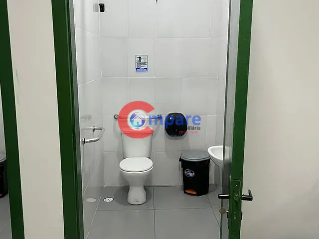 Sobrado para alugar, no bairro Jardim Presidente Dutra em Guarulhos