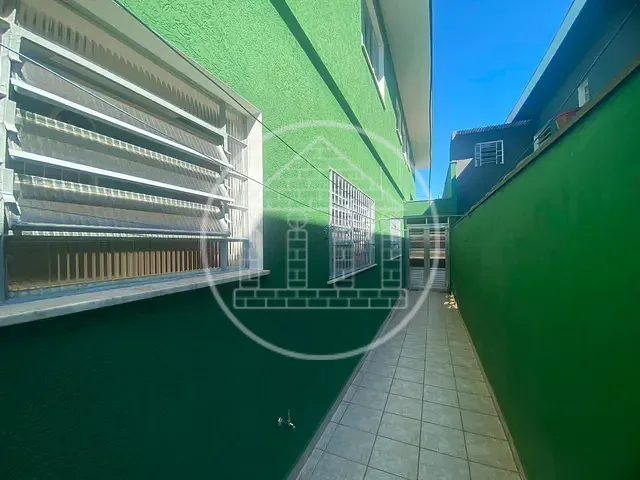 Sobrado com 250m² 3 quartos e 2 banheiros, para alugar, no bairro Vila Friburgo em São Paulo