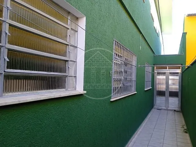 Sobrado com 250m² 3 quartos e 2 banheiros, para alugar, no bairro Vila Friburgo em São Paulo