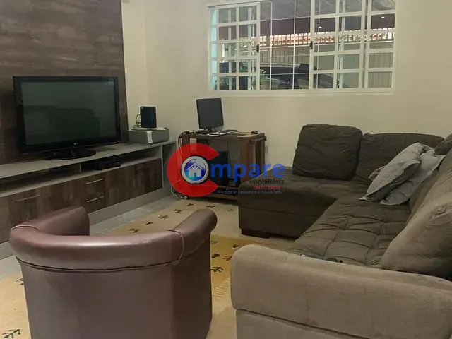 Sobrado 2 quartos e 3 banheiros, à venda, no bairro Jardim Santa Mena em Guarulhos