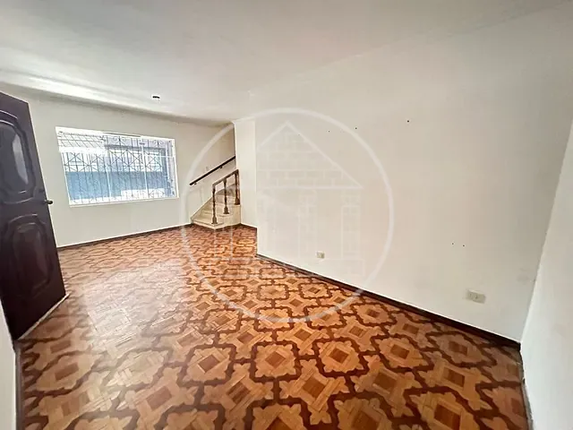 Sobrado com 125m² 3 quartos e 5 banheiros, à venda, no bairro Jardim dos Lagos em São Paulo