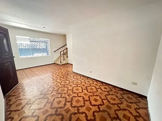 Sobrado com 125m² 3 quartos e 5 banheiros, à venda, no bairro Jardim dos Lagos em São Paulo