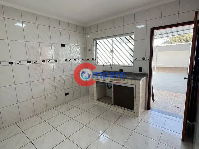 Sobrado 2 quartos e 2 banheiros, à venda, no bairro Vila Nova Bonsucesso em Guarulhos