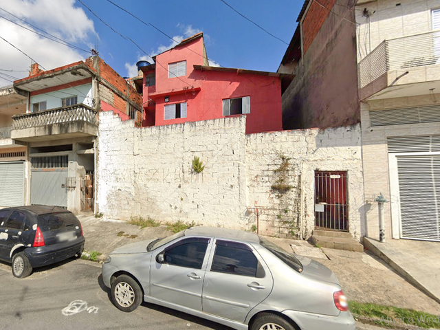 Sobrado com 250m² 3 quartos e 3 banheiros, à venda, no bairro Jardim Elvira em Osasco