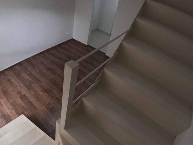 Sobrado com 80m² 2 quartos e 2 banheiros, à venda, no bairro Água Espraiada (Caucaia do Alto) em Cotia