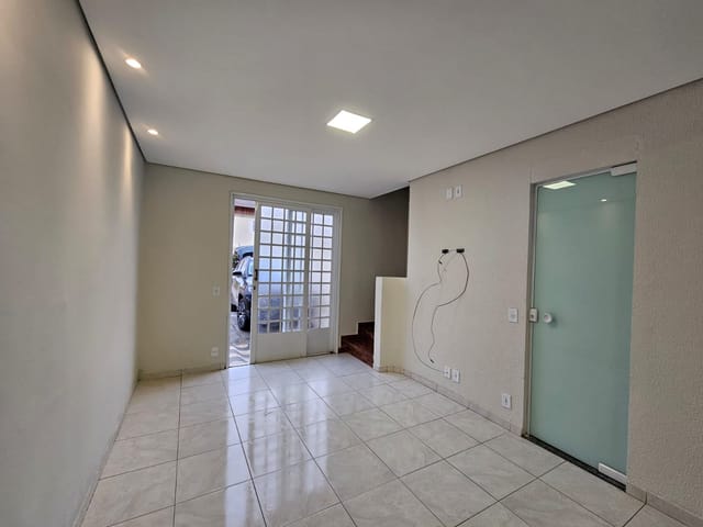 Foto do Sobrado - Sobrado à venda, Vila Nova Bonsucesso, Guarulhos, SP=Excelente localização | Imobiliária Compare