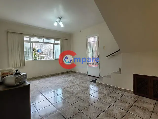 Sobrado 2 quartos e 2 banheiros, à venda, no bairro Parque Marabá em Guarulhos