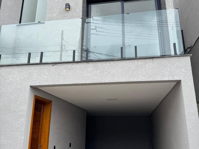 Sobrado com 150m² 2 quartos e 1 banheiro, à venda, no bairro Chácara Jaguari (Fazendinha) em Santana de Parnaíba