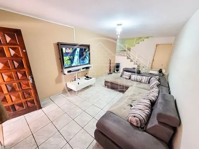 Sobrado com 70m² 2 quartos e 1 banheiro, à venda ou para alugar, no bairro Jardim Represa em São Paulo