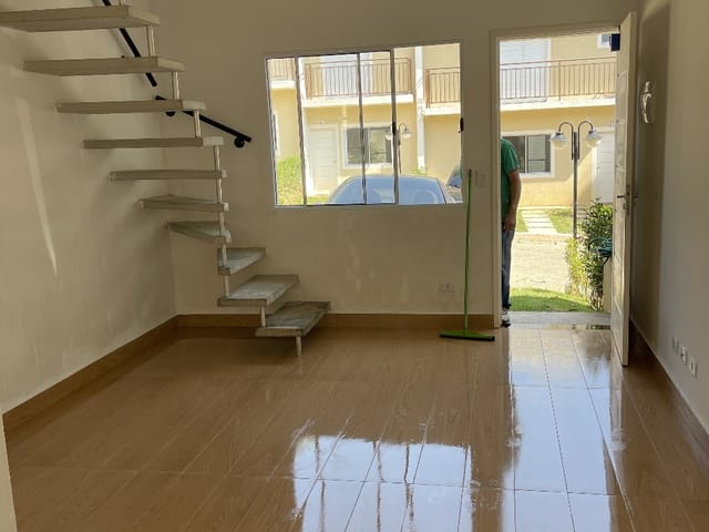 Sobrado com 60m² 2 quartos e 2 banheiros, à venda, no bairro Chácara Ondas Verdes em Cotia
