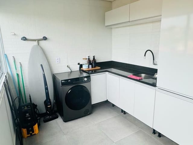 Sobrado 3 quartos e 2 banheiros, à venda, no bairro Jardim Japão (Caucaia do Alto) em Cotia