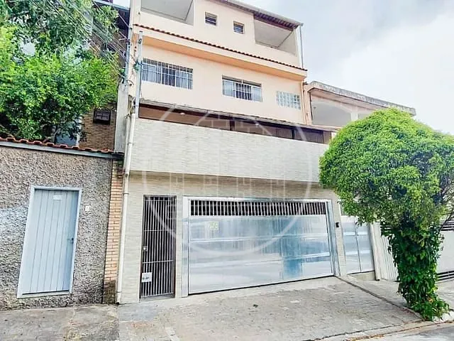 Sobrado com 200m² 9 quartos e 7 banheiros, à venda, no bairro Parque Colonial em São Paulo