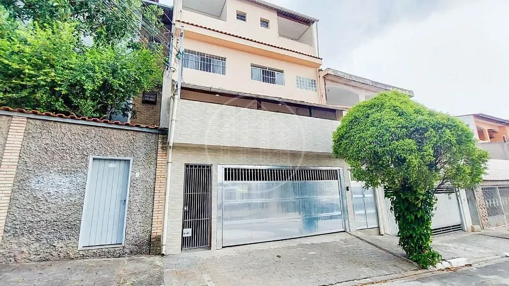 Sobrado, 9 quartos, 200 m² - Foto 1