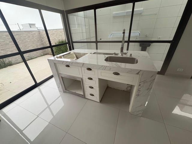 Sobrado com 124m² 3 quartos e 3 banheiros, à venda, no bairro Das Pedras em Cotia