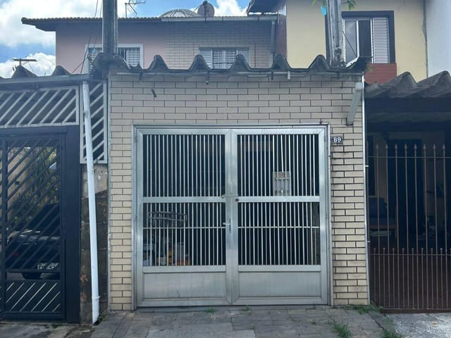 Sobrado com 80m² 2 quartos e 1 banheiro, à venda, no bairro Jardim Beatriz em Taboão da Serra