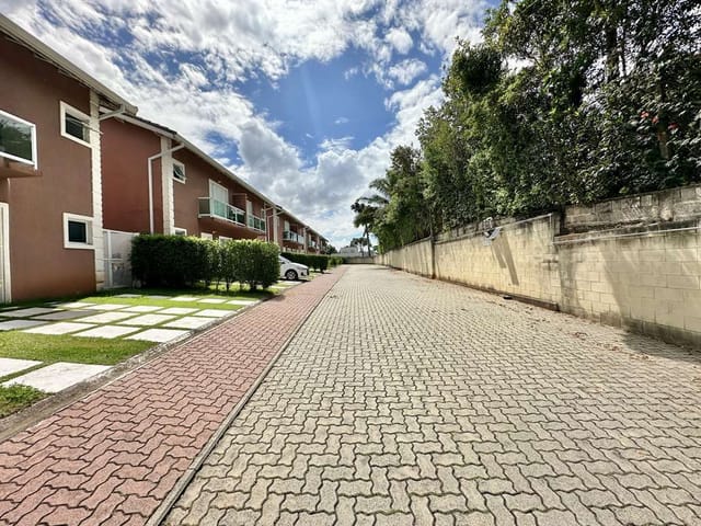 Sobrado com 97m² 3 quartos e 2 banheiros, à venda, no bairro Jardim Pioneiro em Cotia