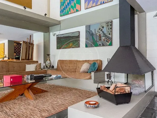 Sobrado com 712m² 3 quartos e 5 banheiros, à venda, no bairro Jardim Marajoara em São Paulo