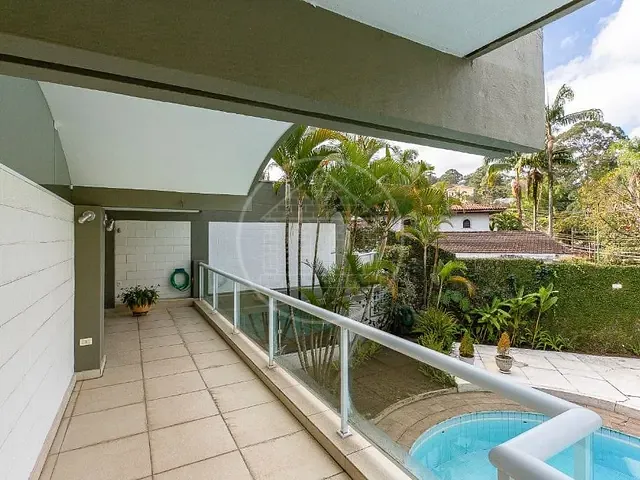 Sobrado com 712m² 3 quartos e 5 banheiros, à venda, no bairro Jardim Marajoara em São Paulo