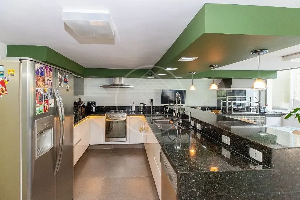 Sobrado, 3 quartos, 600 m² - Foto 12