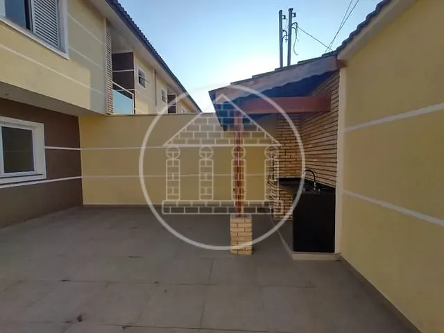 Sobrado com 108m² 3 quartos e 2 banheiros, à venda, no bairro Jardim Sabará em São Paulo