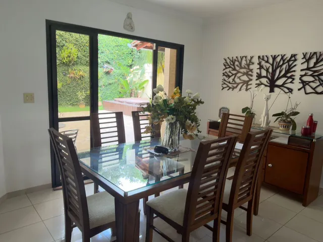 Sobrado com 375m² 3 quartos e 5 banheiros, à venda, no bairro Adalgisa em Osasco