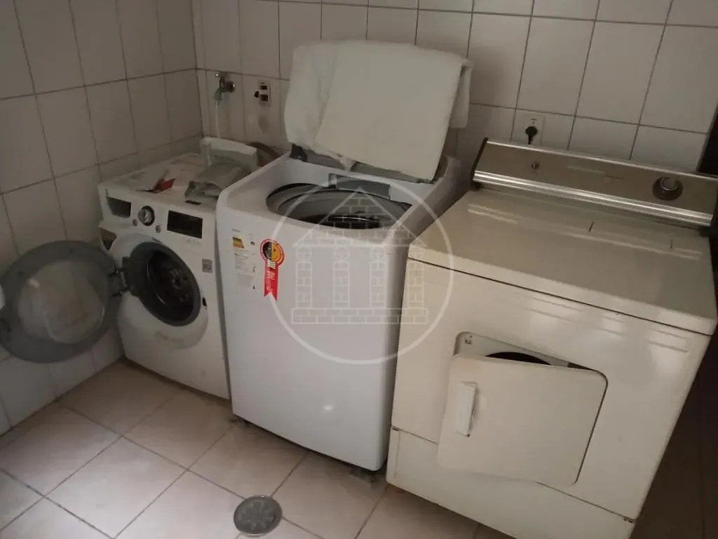 Sobrado, 6 quartos, 450 m² - Foto 26