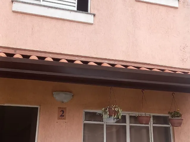 Sobrado 3 quartos e 3 banheiros, à venda, no bairro Jardim Gilda Maria em São Paulo