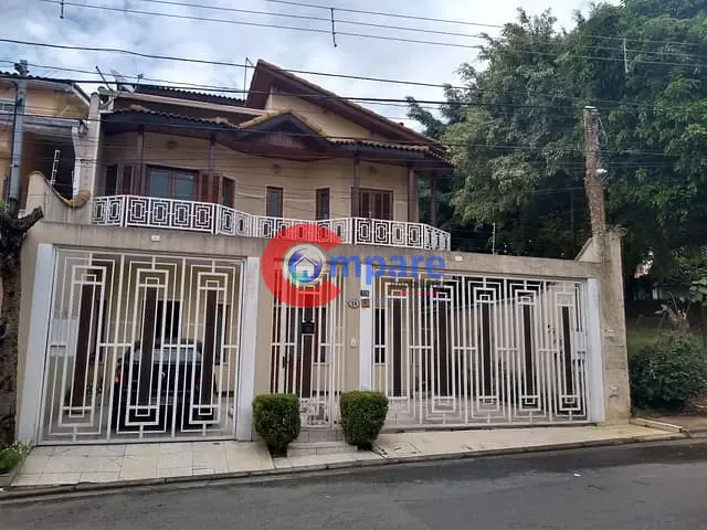 Sobrado com 300m² 3 quartos e 4 banheiros, à venda, no bairro Jardim Santa Clara em Guarulhos