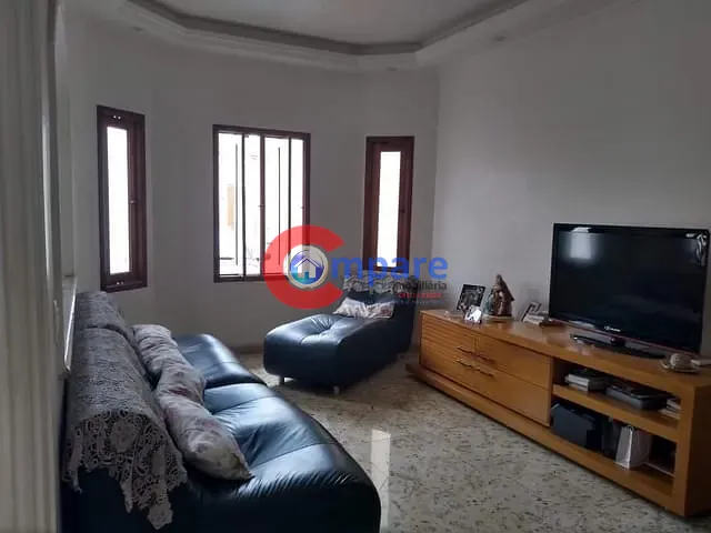 Sobrado com 300m² 3 quartos e 4 banheiros, à venda, no bairro Jardim Santa Clara em Guarulhos