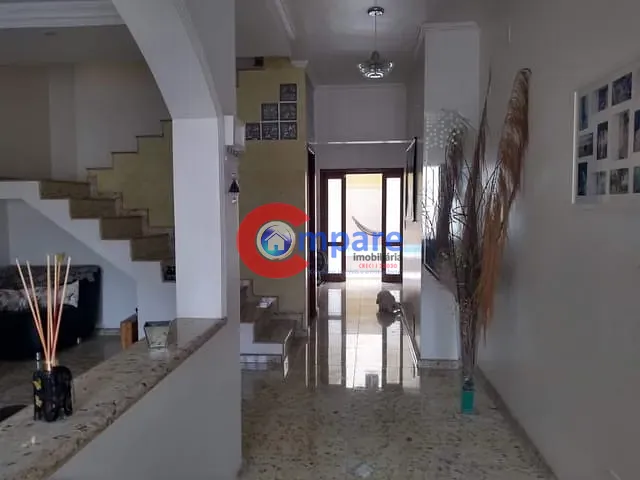 Sobrado com 300m² 3 quartos e 4 banheiros, à venda, no bairro Jardim Santa Clara em Guarulhos
