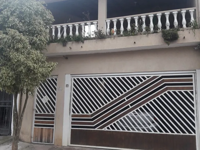 Sobrado 3 quartos e 3 banheiros, à venda, no bairro Jardim do Engenho em Cotia