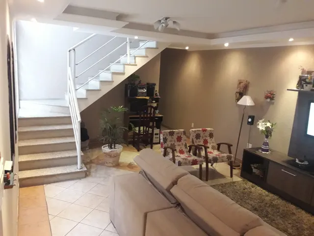 Sobrado 3 quartos e 3 banheiros, à venda, no bairro Jardim do Engenho em Cotia