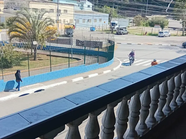 Sobrado 5 quartos e 3 banheiros, à venda, no bairro Colinas da Anhangüera em Santana de Parnaíba