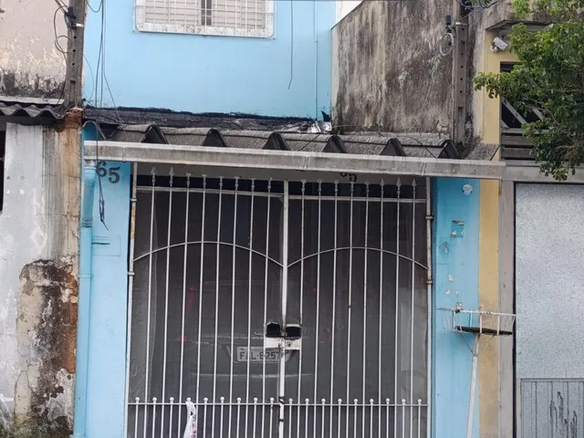 Sobrado 3 quartos e 3 banheiros, à venda, no bairro Parque Pinheiros em Taboão da Serra