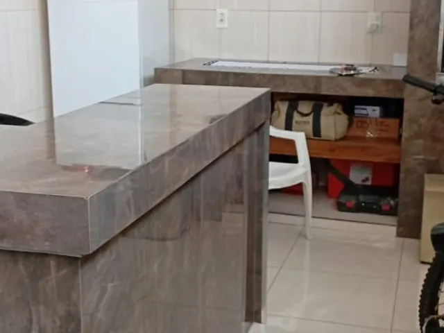 Sobrado 4 quartos e 2 banheiros, à venda, no bairro Jardim Ampermag em Carapicuíba