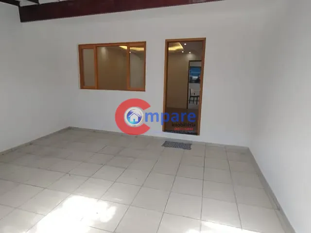 Sobrado 3 quartos e 2 banheiros, à venda, no bairro Taboão em Guarulhos